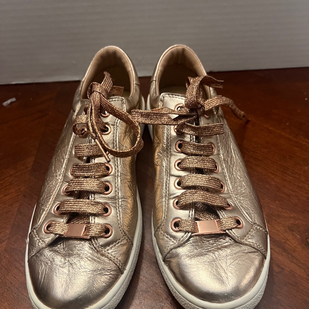 UGG MILO METALLIC WOMEN SHOES ROSE GOLD US 9.5/UK 8/EU 40.5/JP 26.2